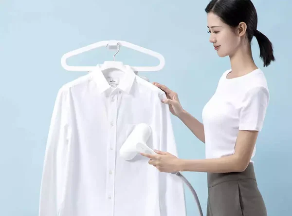 اتو بخار ایستاده شیائومی به همراه میز Xiaomi Mijia ZYGTJ01KL Garment Steamer with Ironing Board 2200W